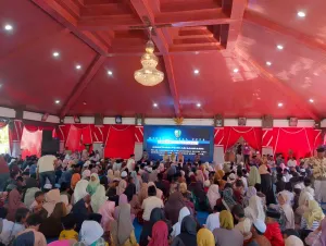 Bupati Sampang Santuni 1.000 Anak Yatim dari 14 Kecamatan