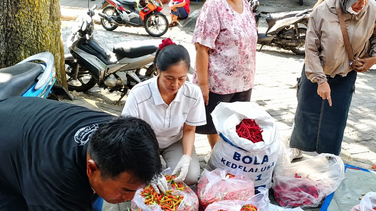 Wali Kota Malang Gencarkan Warung Tekan Inflasi, Cabai Dijual Rp40 Ribu per Kilogram