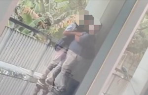 Video Dua Pria Berciuman di Lingkungan PNJ Viral, Kampus Beri Sanksi Mahasiswa Terlibat