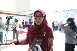 DPR Desak Jaring Pengaman Pekerja di Tengah Ancaman PHK Sektor Padat Karya