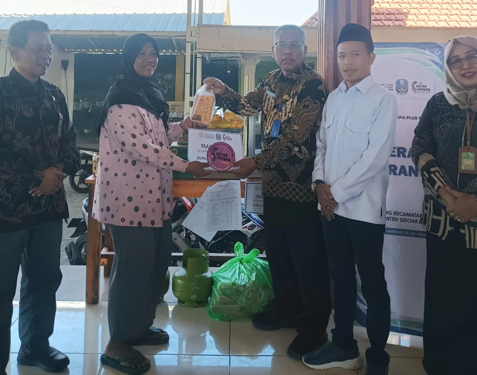 Jatim Puspa Plus Salurkan Bantuan Usaha, Dedi: Dongkrak Ekonomi Warga Desa