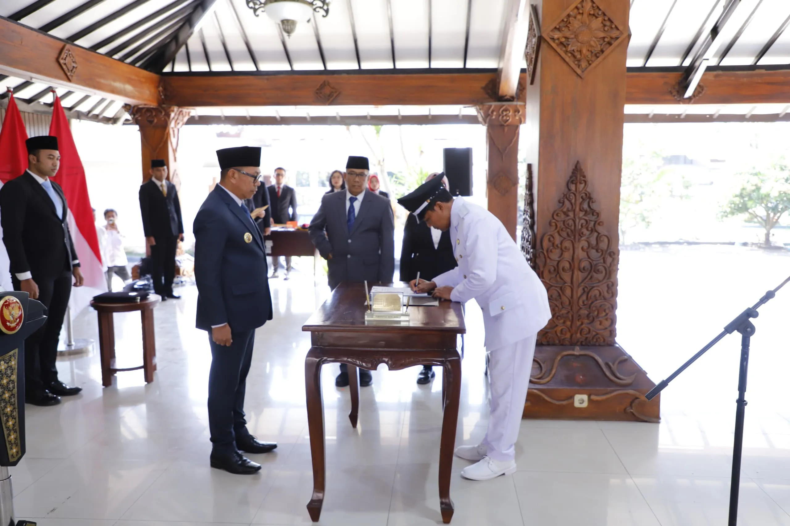 Nurochman Lantik Kades PAW Sidomulyo, Tekankan Keterbukaan