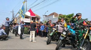 Bendera 81 Meter Dibentangkan di Bumiayu, Warga Serentak Beri Penghormatan