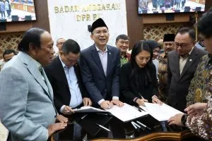 APBN 2027 Disepakati, DPR Soroti Defisit dan Daya Beli Masyarakat