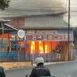 Gudang Kayu Terbakar di Dau, Kerugian Capai Rp200 Juta
