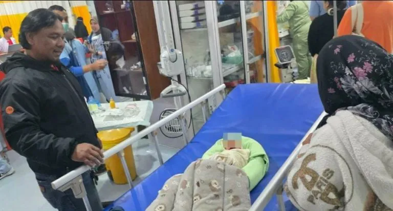 Geger! Bayi Perempuan Ditinggalkan dalam Kardus di Sukun, Polisi Sisir CCTV