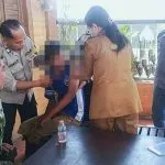 Sinergi Polisi dan Tenaga Medis, Warga Bunulrejo Dievakuasi ke RSJ Lawang